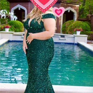 Elegant Green Sequin Gown